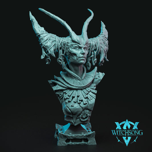 Cryptid Queen eldritch demon matriarch bust featuring horned head, layered armor, intricate organic details, and pedestal base