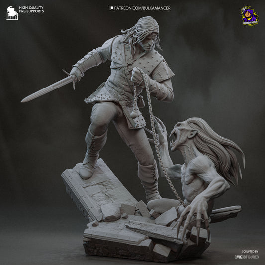 Front angle of Geralt and Striga statue depicting the Witcher ready to strike as the creature roars in defiance.