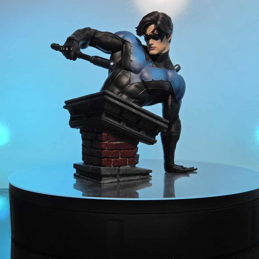 10/2025 - Nightwing Bust - Zez Studios