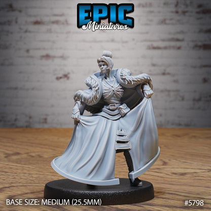 Bearded Lady – Enigmatic Performer Miniature