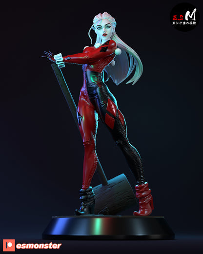 Alternate version of Harley Quinn with unmasked head and long blonde hair, standing in same pose with mallet.