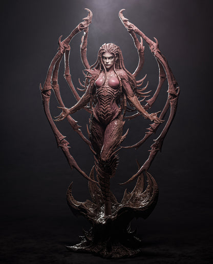 Front view of Sarah Kerrigan Queen of Blades figure showing her Zerg-inspired carapace armor, clawed limbs, and extended wings.