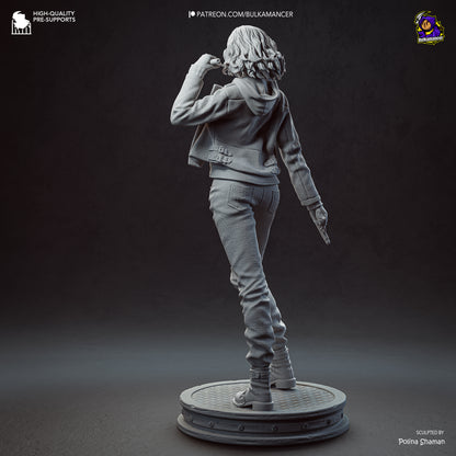 Grace Ashcroft Resident Evil 1:8 resin statue unpainted assembly render sculpt display rear view jacket and base detail
