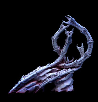 Harbinger Blight Medium 1 miniature, 36mm tall with curved, clawed tendrils, ideal for sinister forest or swamp environments in tabletop games.