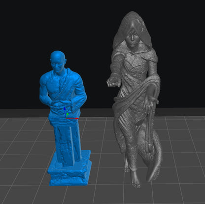 Group picture of both statues from the Kobold Danger set.