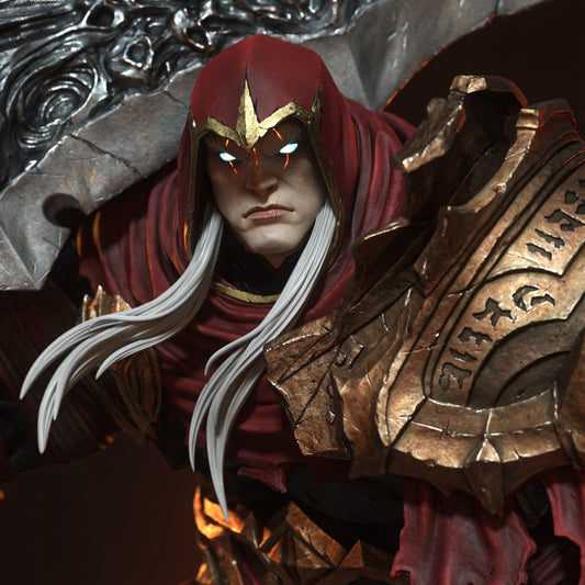 Close-up detail of War’s face and armor with glowing eyes and massive Chaoseater sword – 1:6 scale collectible