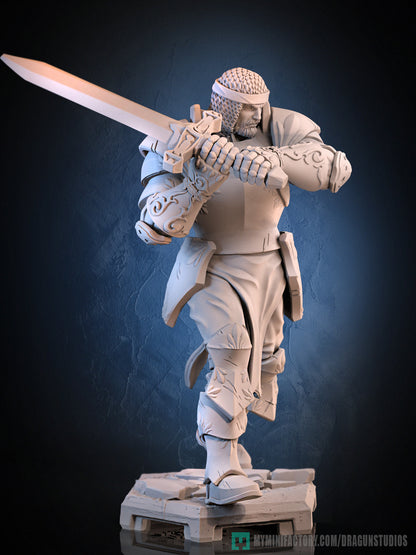 King Arthur human fighter miniature holding longsword in guarded stance ornate plate armor chain coif knights of the round Dungeons and Dragons Pathfinder tabletop miniature