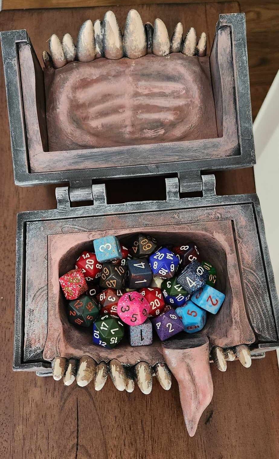 Mimic Dice Vault - Dungeon Master Minis