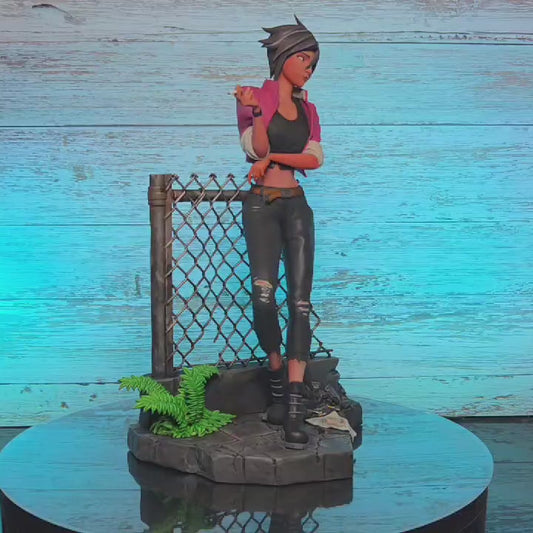 Invisigal - Dispatch - 1:7 Scale Figure