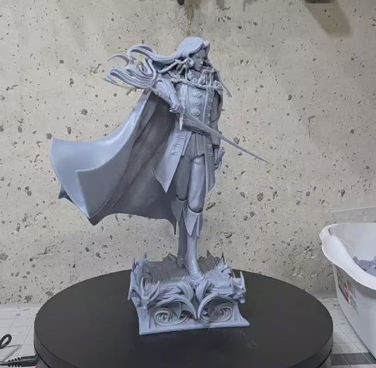 Alucard - Castlevania -1:8 Scale Figure