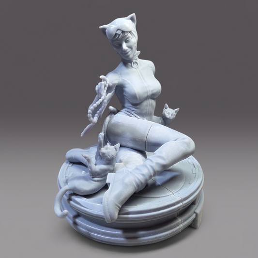 Catwoman - DC Comics - 1:8 Scale Figure