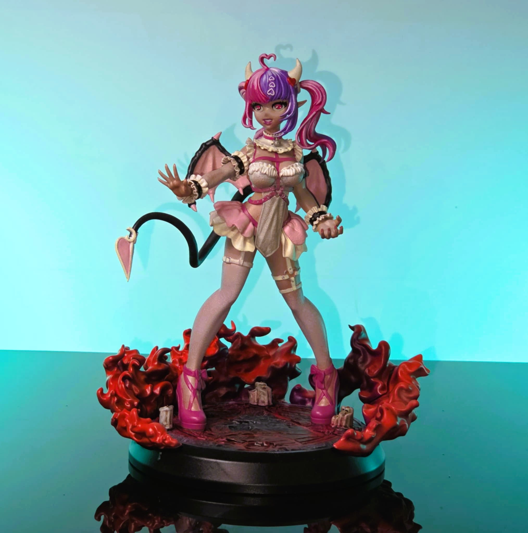 Ironmouse - Virtual Social Media Star - 1:8 Scale
