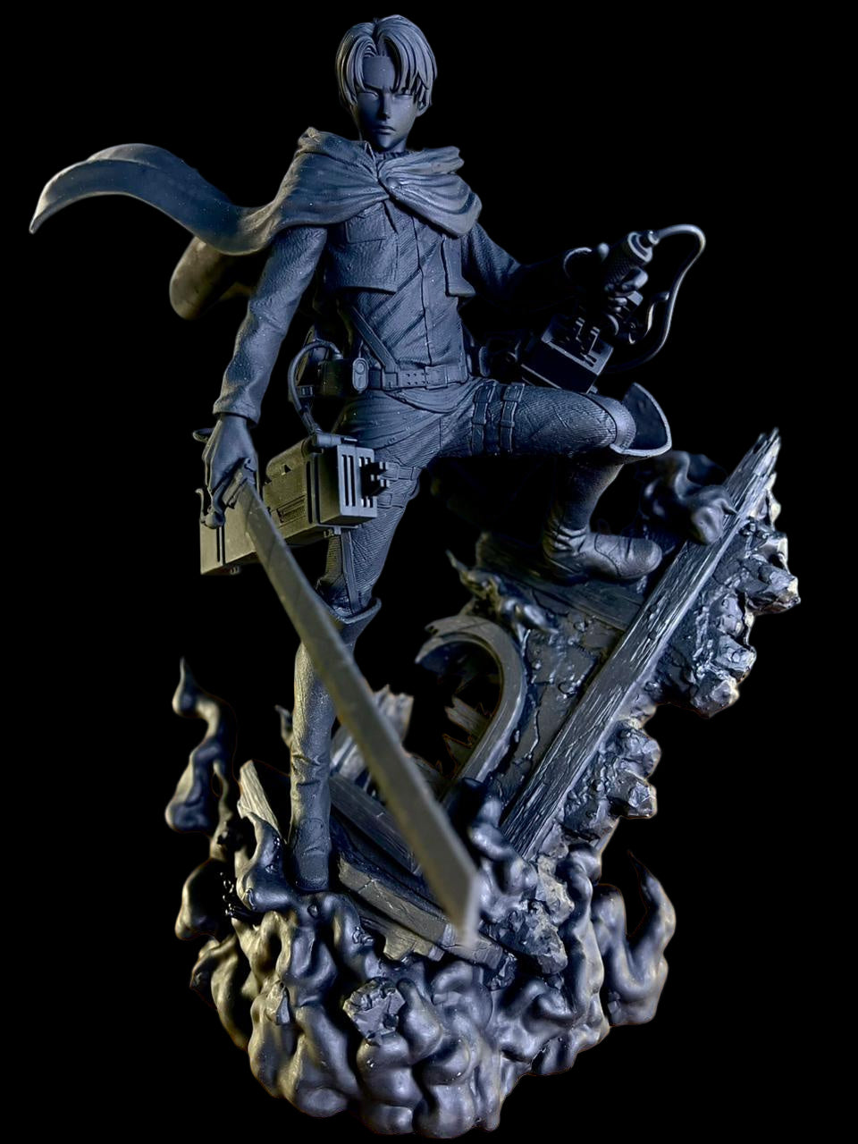 Levi Ackerman - Attack on Titan - 1:6 Scale Figure - Image 5