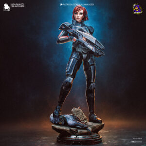 Painted Commander Shepard 1:8 Scale Figure in N7 armor from Mass Effect